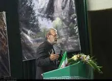 علی لاریجانی: جمهوری اسلامی در سیاست خارجی، در مدار وفاق حرکت می کند
