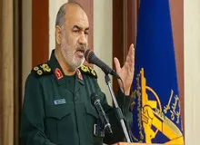 فرمانده کل سپاه: کشور درگیر نبرد بیولوژیک است
