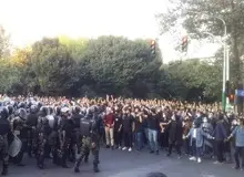 بازگشت طبقه متوسط از دانشـگاه تا خیابان