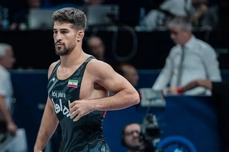 صعود نماینده کشتی ایران به نیمه‌نهایی با شکست آمریکا و روسیه