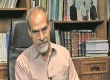 نعمت احمدی: مراسم مذهبی را به تریبون‌های سیاسی تبدیل کرده‌اند/ از میان نماینده‌های فعلی، 10 نماینده شاخص و درستکار را هم نمی شود یافت