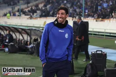 سرمربی پرسپولیس از مهاجم استقلال تعریف کرد