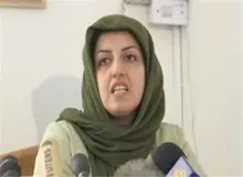 نرگس محمدی به ۸ سال زندان و  ۷۰ ضربه شلاق محکوم شد