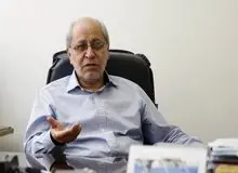 نیلی، اقتصاددان: انتشار آمار را برای نهادی که تورم بالا تولید می‌کند، ممنوع می‌کنند