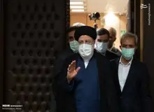 انتقاد از نخستین دیدار انتخاباتی ابراهیم رئیسی با فعلان اقتصادی/ منظور شما از پای درد دل وارداتچی‌ها و دوتابعیتی های محترم نشستن چیست؟