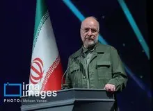 سایت جبهه پایداری علیه قالیباف: او می خواهد طرح کالابرگ را به نام خود سند بزند/ قالیباف در مسائل مدیریتی ضعیف است