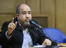 خضریان، نماینده مجلس: کار را در وادادگی به جایی رساندند که قلب راکتور اراک را از بین بردند که قابل بازگشت نیست / باید به سمت خروج از ان پی تی حرکت کنیم