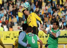 حاشیه‌نگاری داربی اصفهان

