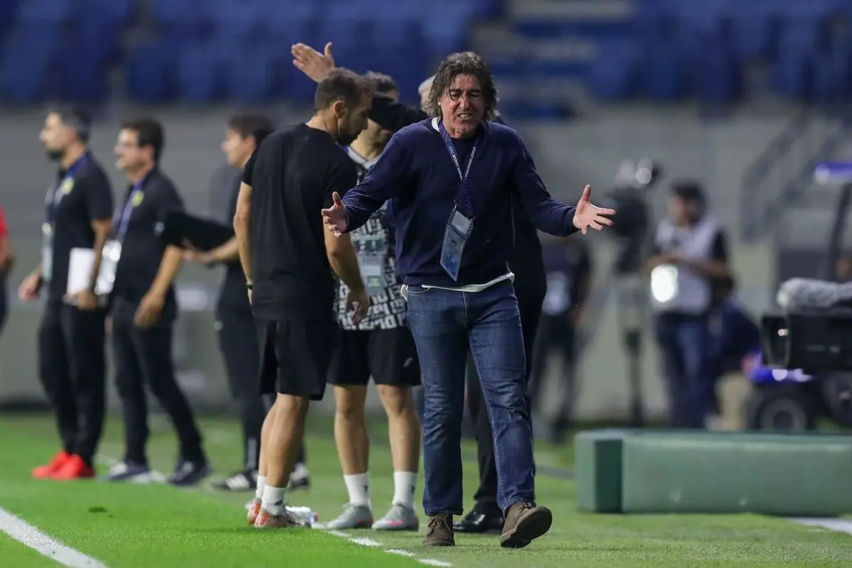 ساپینتو: داور گل سالم ما را آفساید گرفت/وعده سرمربی استقلال پس از شکست