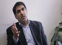 برای جلوگیری از برخورد با غرب باید به فردی عقل گرا رای بدهیم/ آگاهی رسانی فضای مجازی سطحی و منفی است/ از عصبانی شدن جامعه ایران نگرانم