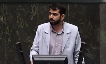 عضو هیأت‌رئیسه کمیسیون امنیت ملی: یک چشم همه ما به میز مذاکره و چشم دیگرمان به ماشه موشک‌ها است