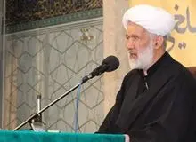 استاد حوزه علمیه قم: بعضی از قلم به دستان مزدور داخلی شبانه روز مردم را ناامید می‌کنند