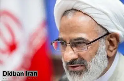 نماینده ولی فقیه در سپاه: دانشجویان را فرزندان همین ملت میدانیم/ دلمان برای برخی رفتارهایشان میسوزد/ آقای هنرمند چرا باید سفیر انگلستان این روباه پیر و مکار، کارگردان شما بشود؟