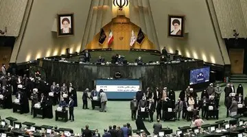 انتقاد نماینده مجلس از باهنر؛ موضع شما و همفکرانتان در موضوع حجاب از نشانه‌های بدعاقبتی در دوره سالمندی است!