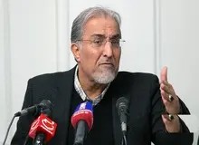 حسین راغفر: استدلال ها درباره سهمیه بندی نان قابل قبول نیست/ مگر می‌شود روزی چند هزار وانت آرد از ایران قاچاق شود؟ مگر کشور را قاچاقچی‌ها اداره می‌کنند؟