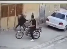 خفت گیری سارقان بی‌رحم از یک زن سالمند در
اردبیل+فیلم 