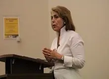 شیرین هانتر: مشارکت کشورهای همسایه در مذاکرات برجام، رسیدن به توافق را مشکل‌تر می‌کند