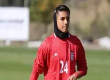 «زهرا علیزاده» از تیم ملی فوتبال زنان ایران خداحافظی کرد