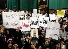 انتقاد ارگان مطبوعاتی دانشگاه آزاد از درگیری فیزیکی، به‌کار بردن الفاظ تند وسرپیچی از دستور مأمور قانون در تجمع دفاع از عفاف و حجاب؟!