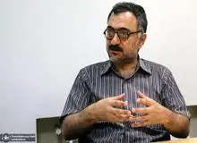 سعید لیلاز: اختیارت روحانی کمتر از احمدی نژاد است/  بسط یدی که آقای احمدی‌نژاد بعد از انقلاب هرگز سابقه نداشته است