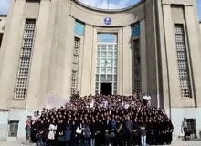 رئیس دانشگاه علوم پزشکی تهران: طرح های دولت و مجلس و برای افزایش ظرفیت پزشکی مطالعه نشده است/  افزایش ظرفیت پذیرش پزشکی مثل این است که بخواهیم ۶۰ نفر را در اتوبوس ۴۰ صندلی، جا دهیم/ کیفیت آموزش پزشکی کاهش پیدا می کند