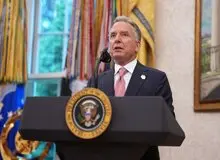 ویتکاف: برداشتن برخی تحریم‌های ایران، پیامی به تهران و پکن است