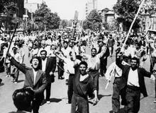 روایت گاردین از نقش مهم افسر سرویس جاسوسی انگلیس در کودتای ۲۸ مرداد / «شخصا شورش‌های خیابانی را هدایت می‌کردم؛ بیش از یک میلیون و نیم پوند خرج کردم» 