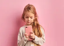 آیا نور تلفن همراه برای کودکان مضر است؟ 