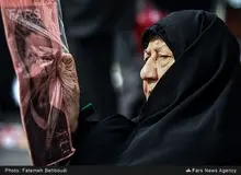 تقدیر از عفت مرعشی و همسر مرحوم آیت‌الله موسوی‌اردبیلی/ پیام آیت‌الله مکارم‌شیرازی