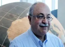 استاد ممتاز روابط بین‌الملل دانشگاه آلاباما:برجام را به تئاتری تبدیل کرده‌اند که تماشاگران خود را از دست داده/ باکو با تشویق ترکیه قدم در راه تضعیف منافع ملی ایران برداشته است