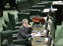 فریدون عباسی: آقایان رفته‌اند وین تا مردم را فریب دهند