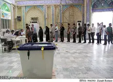 استاد دانشگاه اعلام کرد: مشارکت مردم در انتخابات، تأثیرگذار در قدرت چانه‌زنی ایران
