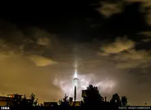 اخطار دوباره هواشناسی درباره رگبار و رعد و برق و وزش باد شدید لحظه‌ای و سیلابی‌شدن معابر
