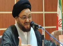 امام جمعه اصفهان: پوتین پس از نشست با رهبری، معتقد بود که هنگام صحبت با آیت الله خامنه‌ای احساس می‌کردم با مسیح صحبت می‌کنم / حاضر نیستیم برای گندم، جو و برنج آمریکایی دین خود را بدهیم