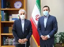 «عزیزی خادم» بازهم عکس یادگاری گرفت/ این بار در دفتر محمدباقر نوبخت!
