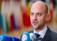 روایت فرانسه از دیدار عراقچی و بارو / وزیر خارجه فرانسه: ایران بدون تاخیر به همکاری با آژانس بازگردد