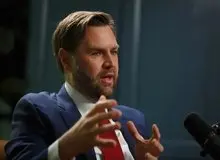 ونس، معاون ترامپ: اگر یک کشور خارجی یک موشک بالستیک قاره‌پیما به سمت آمریکا پرتاب کند، چه اتفاقی می‌افتد، اگر قطب شمال را کنترل نکنیم، کل سیستم دفاع موشکی ما می‌تواند بی‌ثبات شود