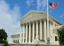 دیوان عالی آمریکا حکم به آزادی حمل سلاح در اماکن عمومی داد