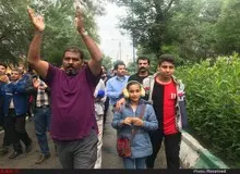 حضور فرمانده انتظامی اهواز در تجمع کارگران معترض گروه ملی