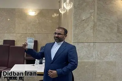 شعرخوانی آقای کاندیدا بعد از ثبت نام در انتخابات /جوانترین کاندیدا تا به امروز هستم /شعار دولتم «افکار ابکار» است