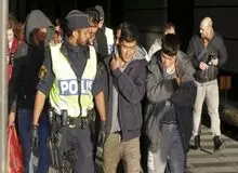 سوئد به مهاجرانی که قصد بازگشت به کشورشان را داشته باشند ۳۰ هزار یورو پول می‌دهد