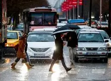 ترافیک سنگین معابر تهران درپی بارندگی عصر امروز / پلیس راهنمایی و رانندگی: شهروندان کمی دیرتر از محل کار خود خارج شوند تا حجم ترافیک مدیریت شود