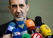 ولایتی:تمدید تحریم با تحریم فرقی ندارد/ سخنان نخست‌وزیر تازه به دوران رسیده انگلیس اثرعملی ندارد