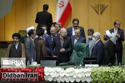 ملانصرالدین هم مثل نمایندگان مجلس یازدهم اول تیر را پرتاب میکرد، بعد دور آن دایره می کشید!