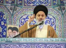 امام جمعه قم: آمریکا در ماجرای گروگانگیری عهد شکنی کرد