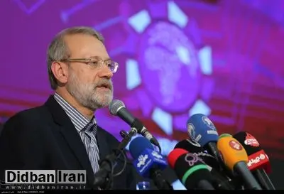 لاریجانی : روحانی می گوید مشکل اصلی در آشفتگی بازار بی عملی مجلس است / رئیس جمهور می گوید مجلس در تشکیل وزارت بازرگانی تعلل می کند