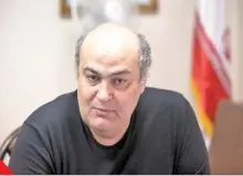 پزشکان در موضوع افزایش تعرفه ها تافته جدا بافته نیستند/مجلس در مقابل تکرار پدیده شوم زیرمیزی می‌ایستد
