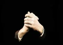 با همه وجود از مردم عذرخواهی می‌کنم/ صدای اعتراض مردم را بشنوید
