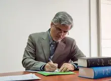 واکنش محمود صادقی به توضیحات رئیسی درباره حساب‌های قوه قضاییه+ جزییات