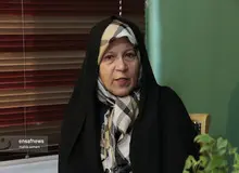 فائزه هاشمی: در انتخابات شرکت نمی کنم/ با رای ندادن باید نشان دهیم که اعتراض داریم/  لاریجانی در اعتراضات ۸۸ حتی یکبار از کلمه فتنه استفاده نکرد/ من شبیه بابای قبل از انقلاب هستم